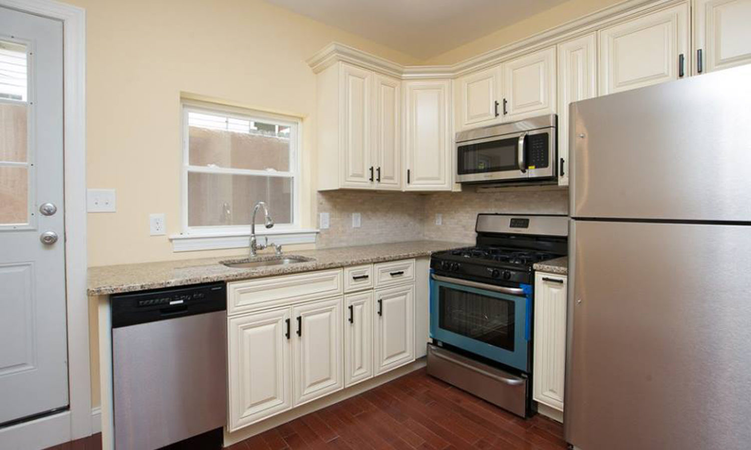 18199080_637647233102336_8612869314410205494_n