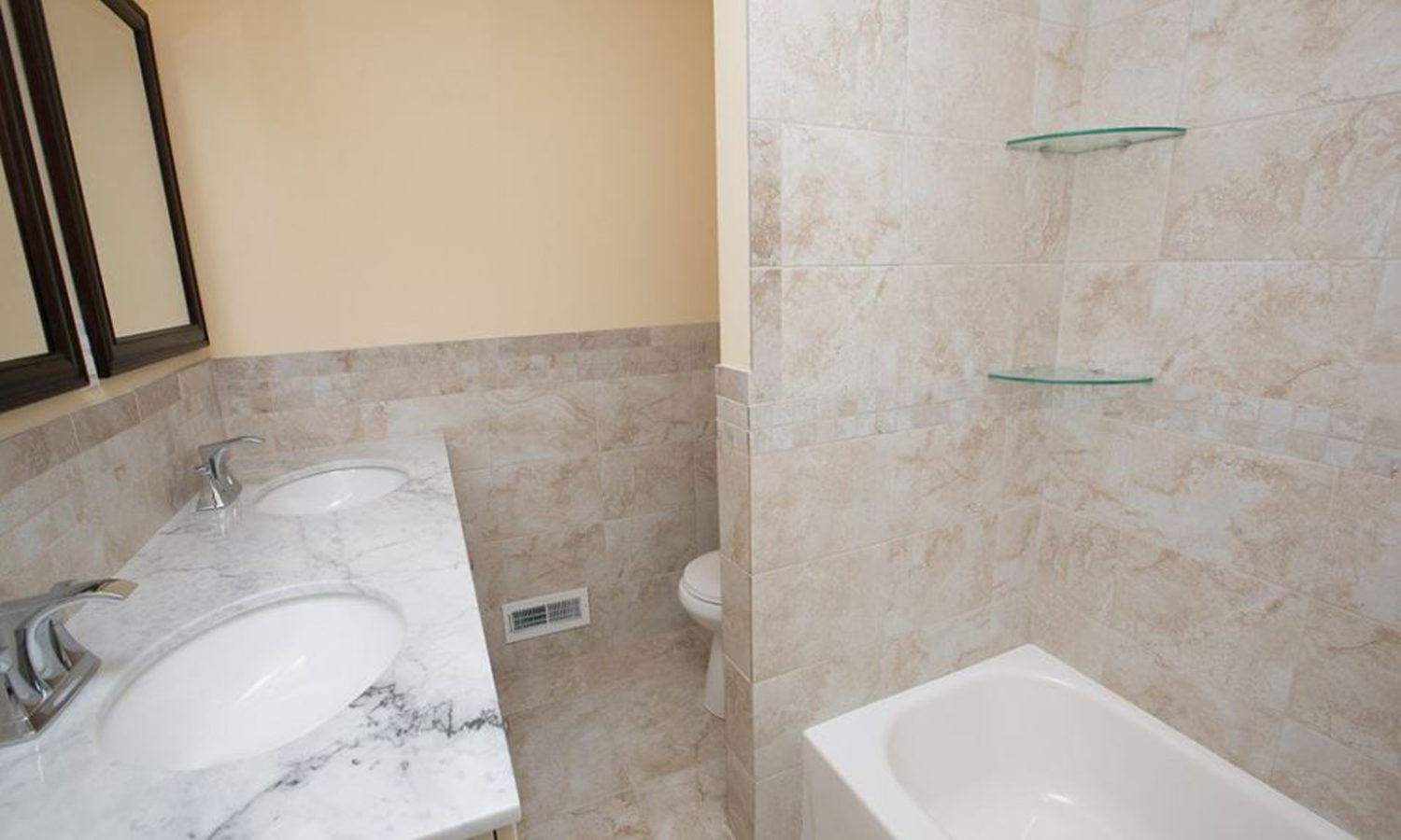 18199118_637647726435620_3653258027098772681_n